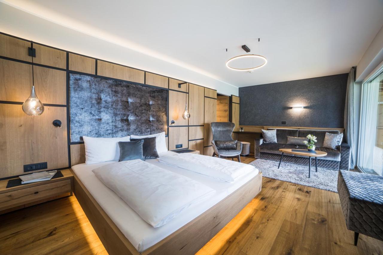 Hotel Panorama Шена Екстериор снимка
