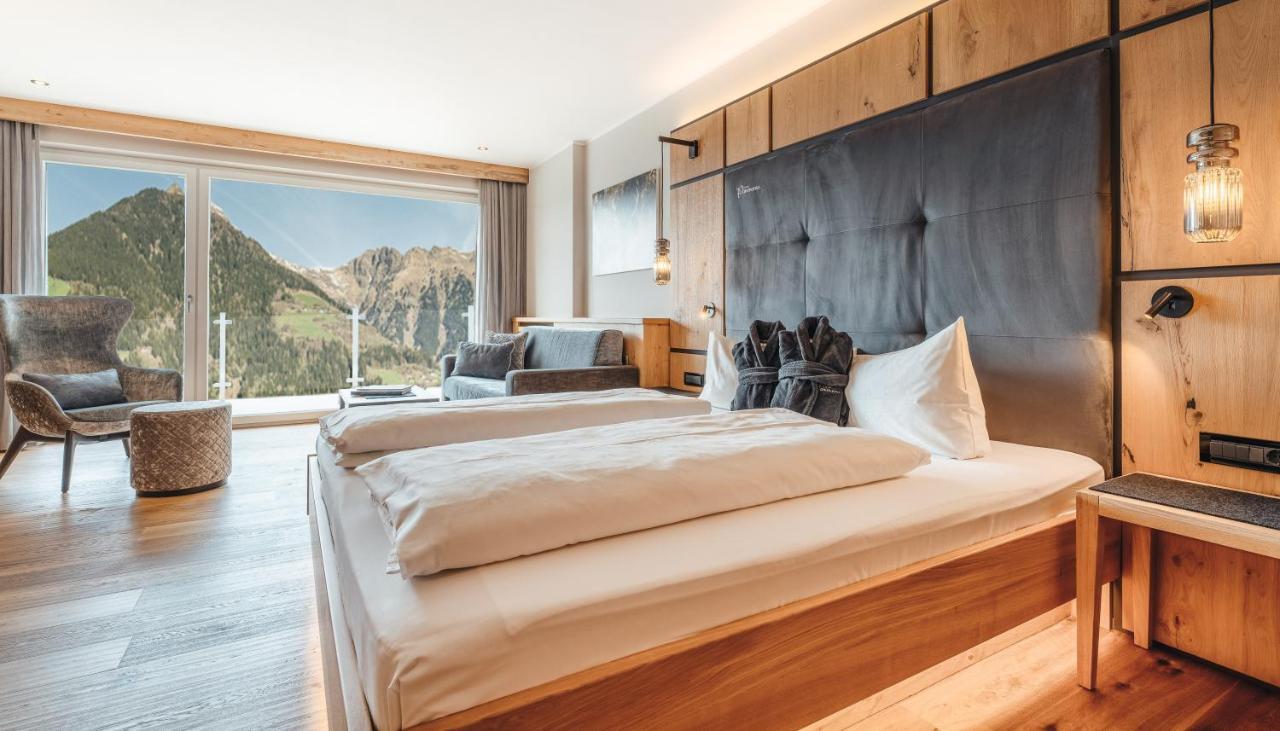Hotel Panorama Шена Екстериор снимка